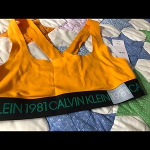 Calvin Klein sports bra new with tags small